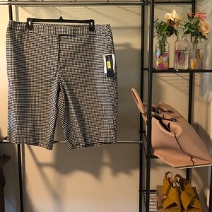 Jones NY black and white plaid shorts